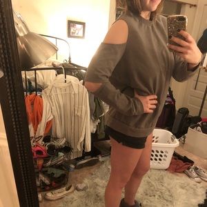 Cutout sleeve olive sweater